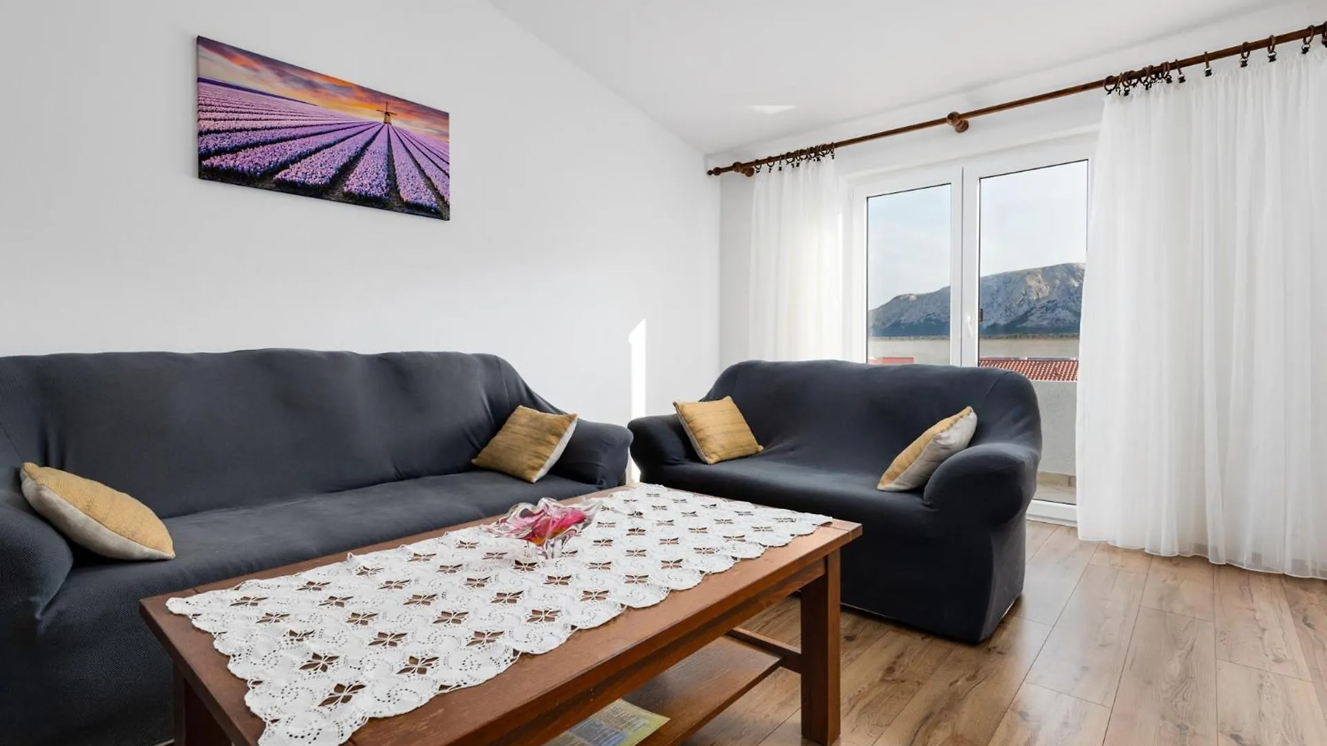 Apartments With A Parking Space Baska, Krk - 23536 0*, Baska (Krk)