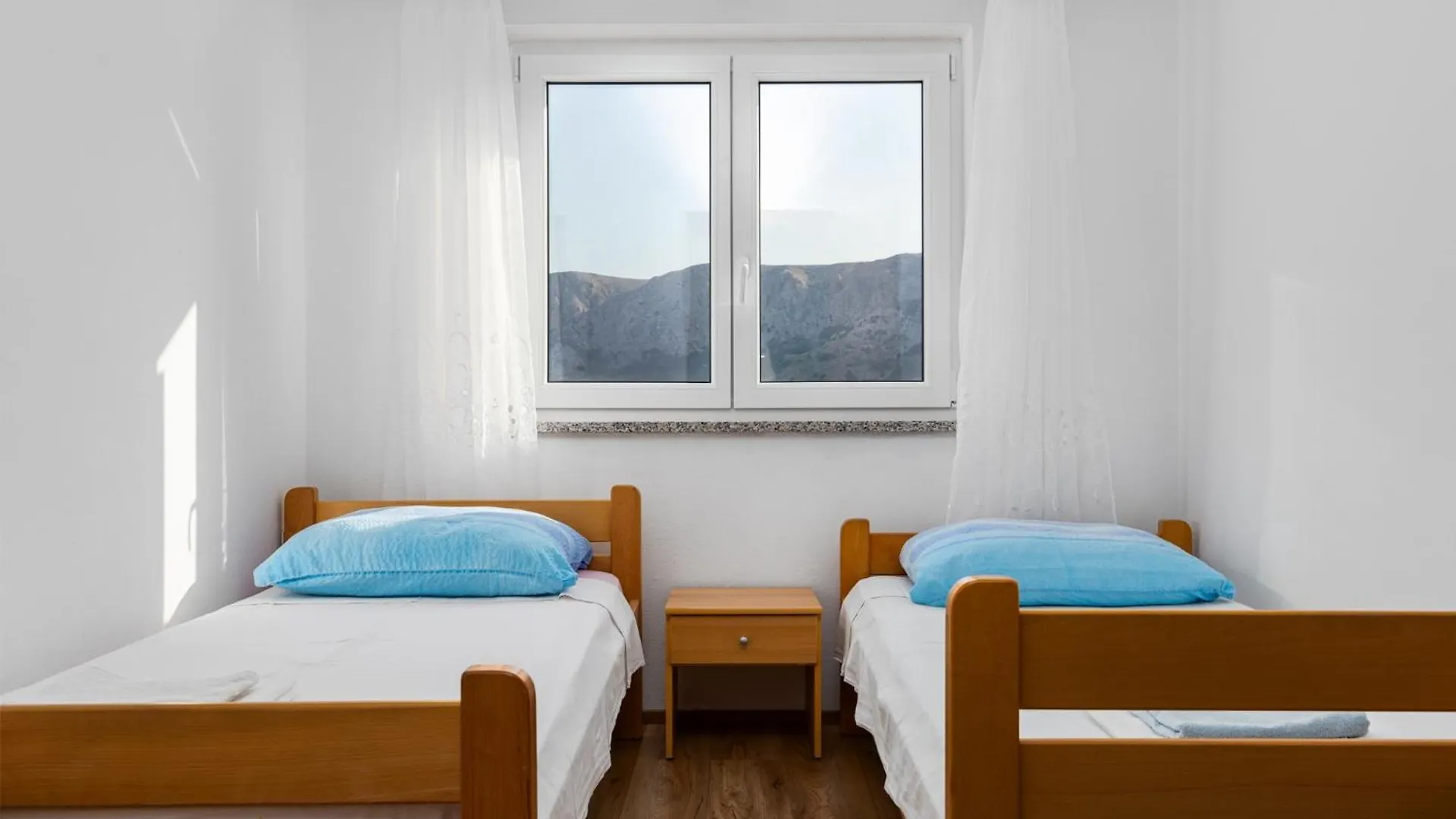 Apartments With A Parking Space Baska, Krk - 23536  Baska (Krk)