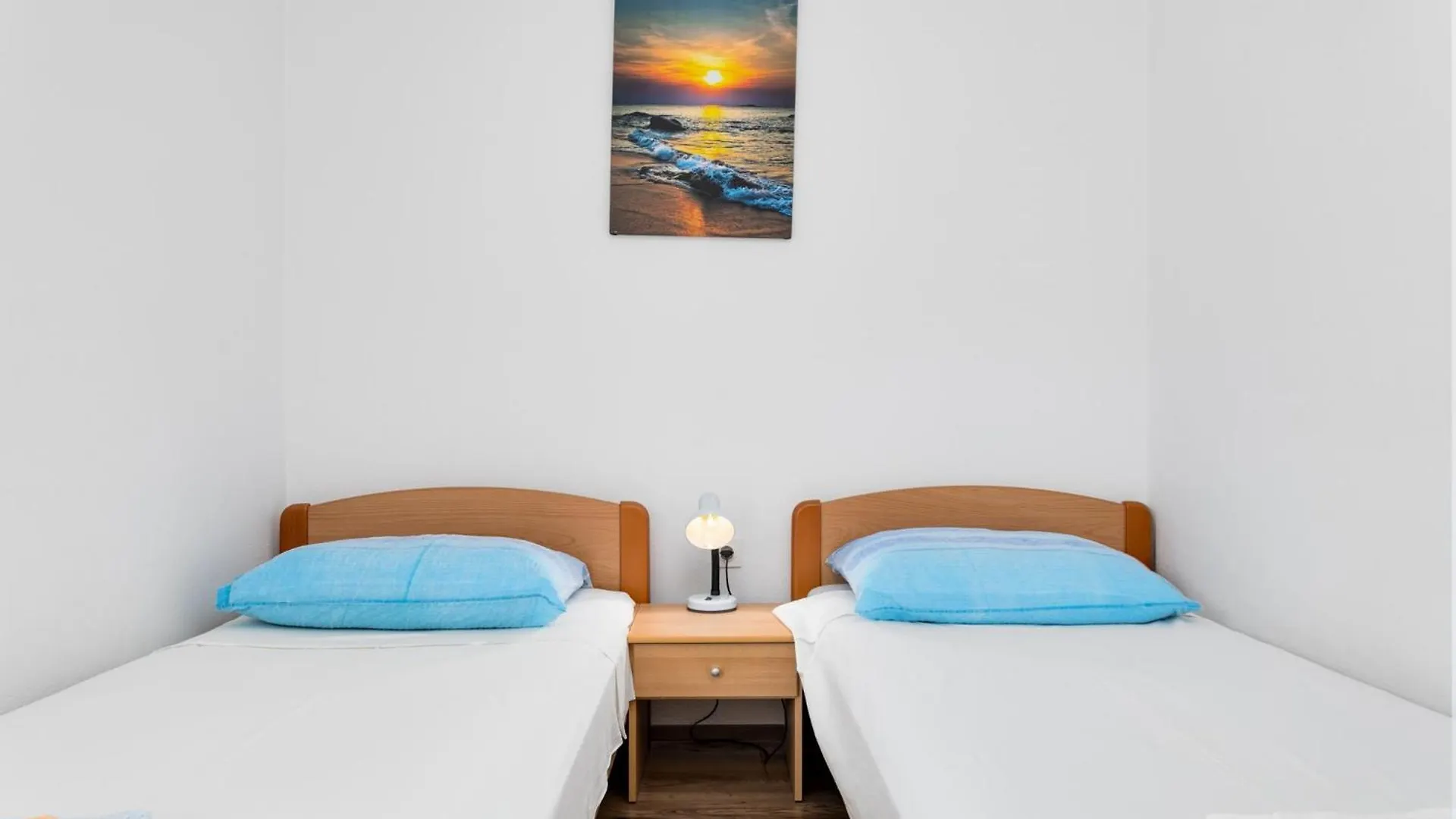 Apartments With A Parking Space Baska, Krk - 23536 Croatia